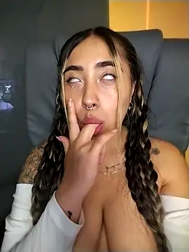 ManuelaVeelez webcam