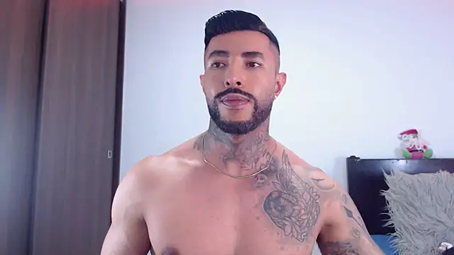 andrea_de_lucaa webcam