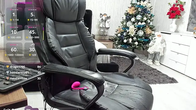 kattyefox (F young) - naked and toy play