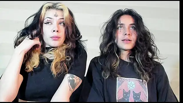 onix_bl4ck - Onix_bl4ck's free webcam