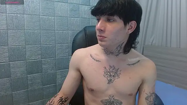 Iantwink18 webcam