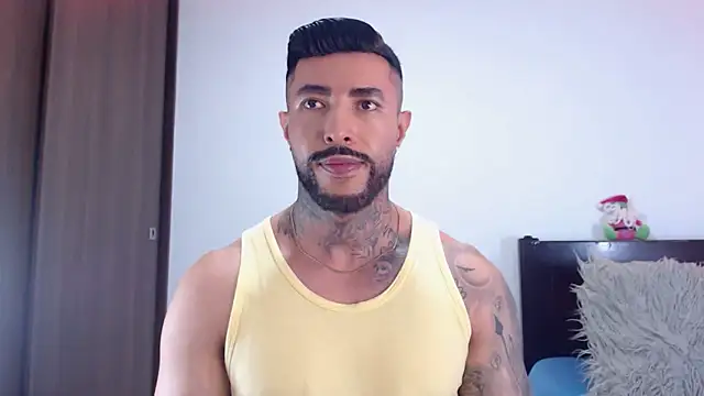 andrea_de_lucaa webcam