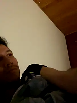 Michaell_Spinelly webcam