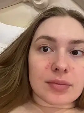 denimilkyyyyy - DeniMilkyyyyy's free webcam