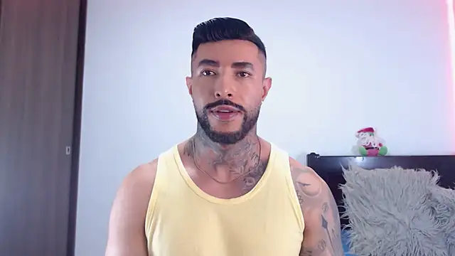 andrea_de_lucaa - Andrea_de_lucaa's free webcam - UK Sex Cams