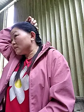 yoowwmr - Yoowwmr's free webcam