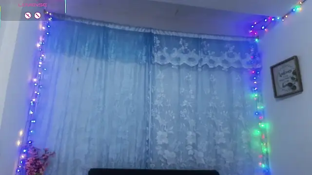 cleohot999 - Cleohot999's free webcam