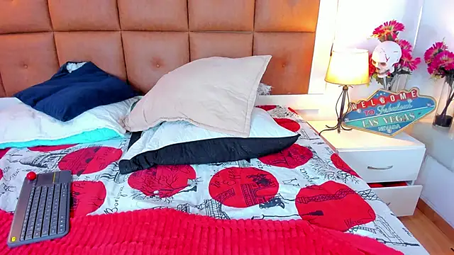 sasha_picot17 - Sasha_Picot17's free webcam