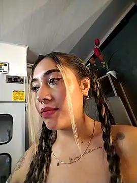 ManuelaVeelez webcam