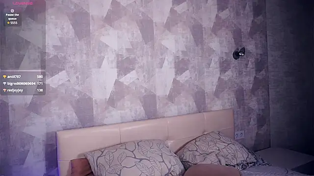 kellepourier - KellePourier's free webcam