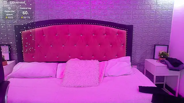 natalie_loffreda - Natalie_loffreda's free webcam - UK Sex Cams