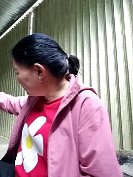 yoowwmr - Yoowwmr's free webcam