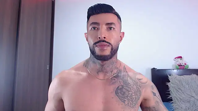 andrea_de_lucaa webcam