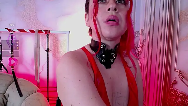 Naty_slavedoll webcam