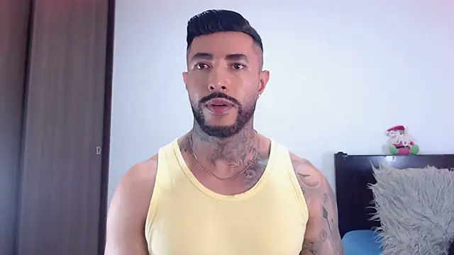 andrea_de_lucaa webcam