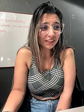 Isabella_Varella webcam