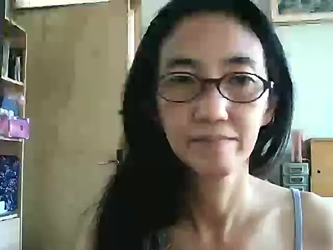 dj_kitty - DJ_Kitty's free webcam