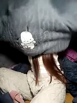 blonde_blg - Blonde_blg's free webcam