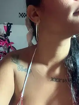 kloeandjersi - Kloeandjersi's free webcam