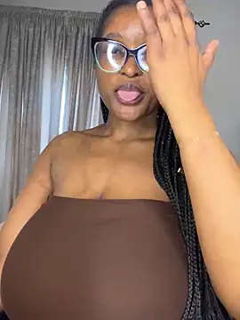 Bustygoddess32