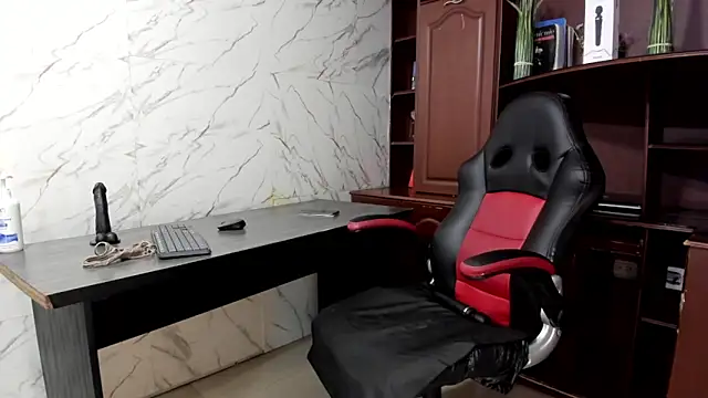 mirandarossi - MirandaRossi's free webcam