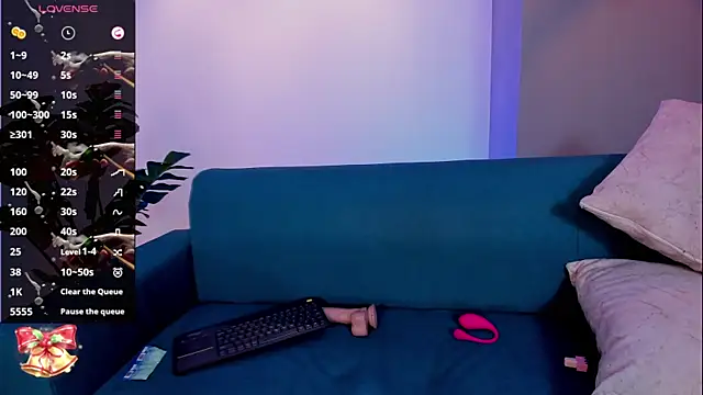 Caroline_Millerr webcam