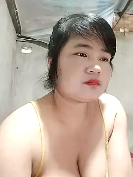 bigboobs186 - BigBoobs186's free webcam