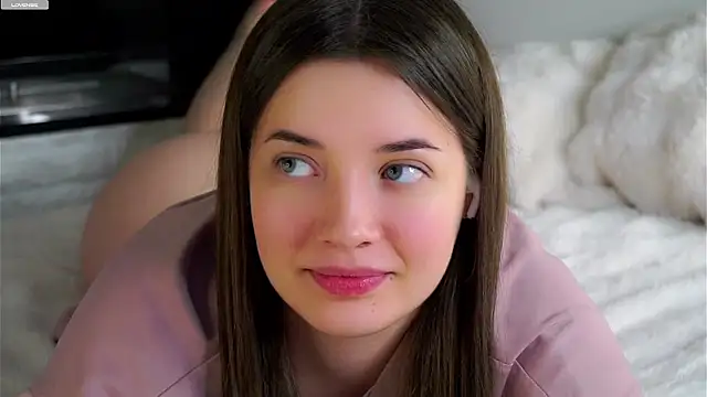 lowoncoming - LowOncoming's free webcam