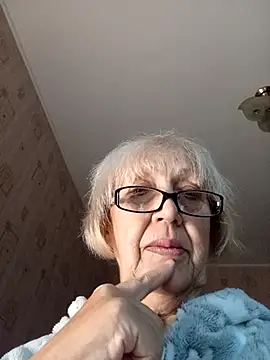 Webcam Model (Anatolia5961) is live