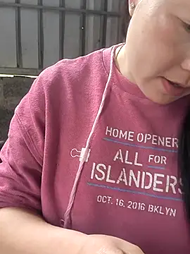 sweetlove_77 - Sweetlove_77's free webcam - UK Sex Cams