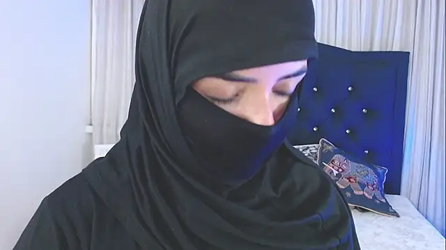 Uzra_hayed Live Webcam on Stripchat