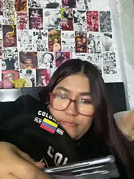 violeta_818 - Violeta_818's free webcam