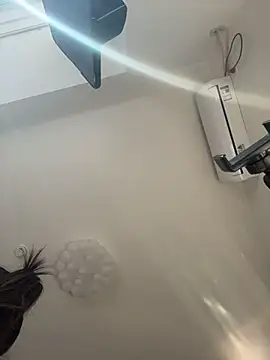 penny996 (F milf) - 蹭室友男友的脚