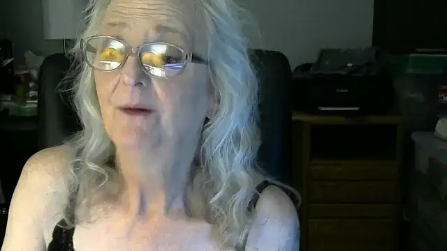 JoleneDelacroix webcam