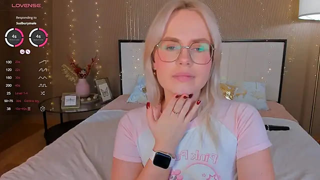 bellatip (F young) - make my pussy wet )