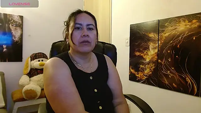 amalia_brunette - Amalia_brunette's free webcam