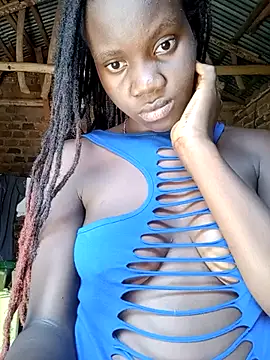 black_juicy24 - Black_juicy24's free webcam