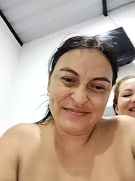 Horny-Mommy-Dirty webcam