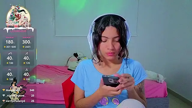 lovelyamyy - Lovelyamyy's free webcam