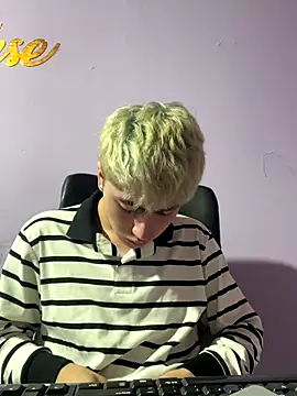 AlexanderCollman webcam