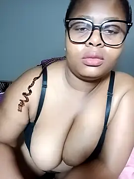 BoobsBae04 webcam