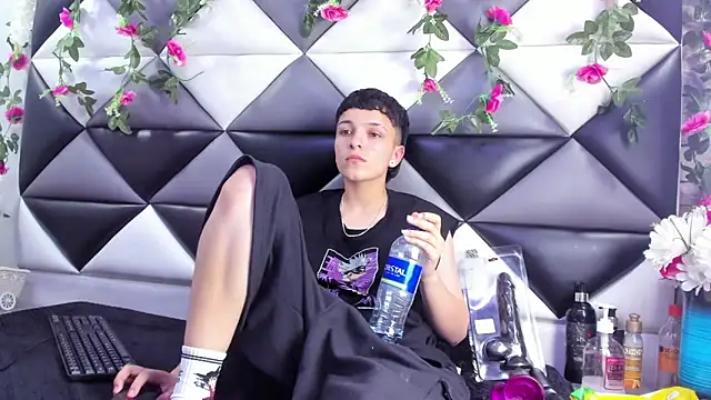 Megan_Thompson_ webcam