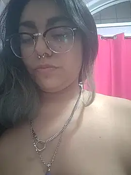 lovelyrainn - Lovelyrainn's free webcam