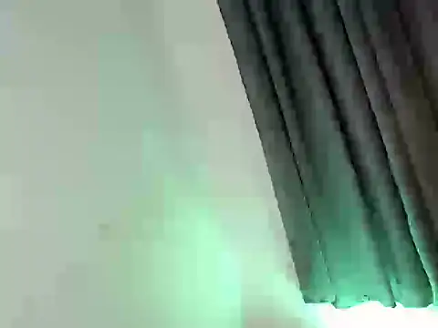 your_hottest_kim webcam