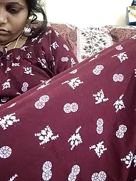 sweetqueen143 webcam