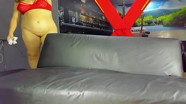 hotdestructivekaties1 webcam