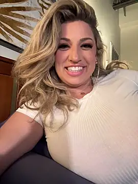 miamellycious webcam