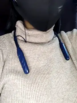 Thaper_Meera2 webcam