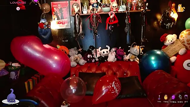 kureiji_hentaii webcam