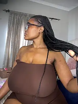 Bustygoddess32
